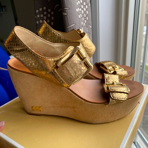 Michael Kors Gold Wedged Heels - Picture 6 of 9